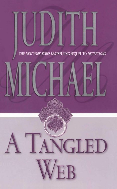Produktbild: A Tangled Web
