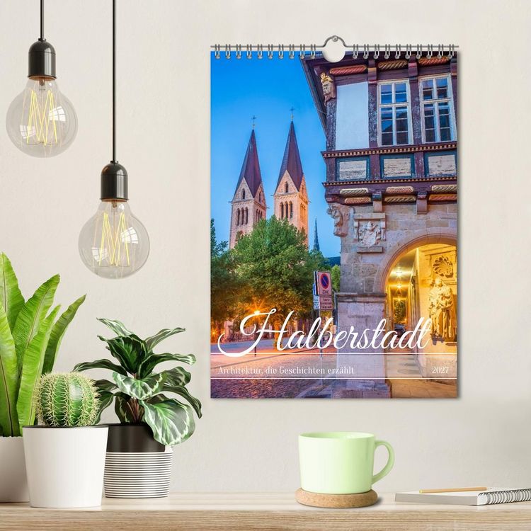 Produktbild: Halberstadt - Architektur, die Geschichten erz&auml;hlt (Wandkalender 2027 DIN A4 hoch), CALVENDO Monatskalender