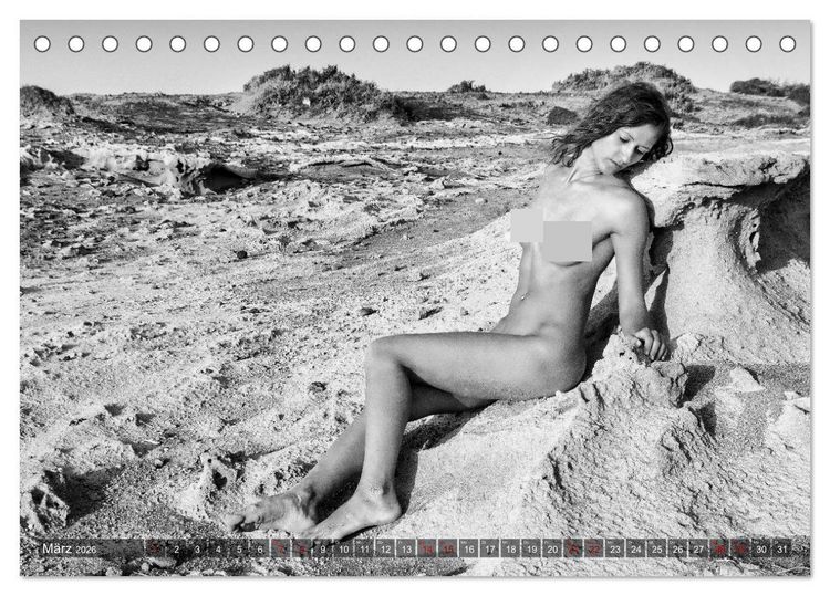 Produktbild: Girls and Nature (Tischkalender 2026 DIN A5 quer), CALVENDO Monatskalender