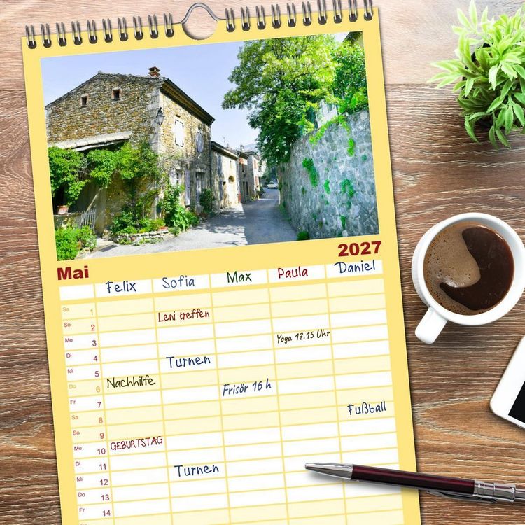 Produktbild: Familienplaner 2027 - Dorfidyllen in Frankreich mit 5 Spalten (Wandkalender, 21 x 45 cm) CALVENDO