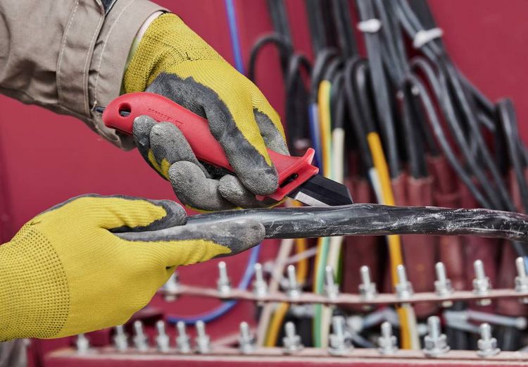 Produktbild: TOOLCRAFT TO-6377928 Ersatzschneiden Geeignet f&uuml;r Installationsleitungen, Leiter 4St.