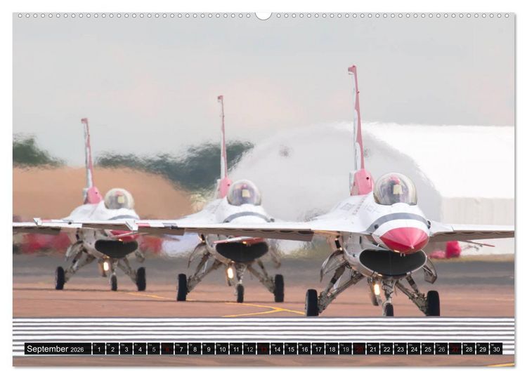 Produktbild: Milit&auml;rjets am Boden (Wandkalender 2026 DIN A2 quer), CALVENDO Monatskalender