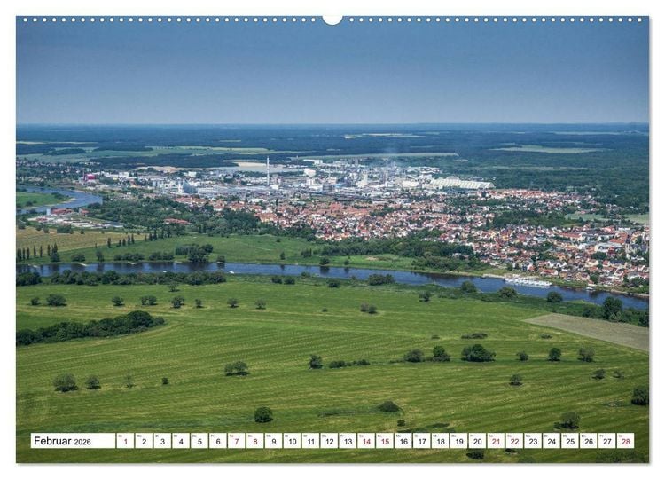 Produktbild: Lutherstadt Wittenberg - Stadt der Reformation aus der Vogelperspektive (hochwertiger Premium Wandkalender 2026 DIN A2 quer), Kunstdruck in Hochglanz
