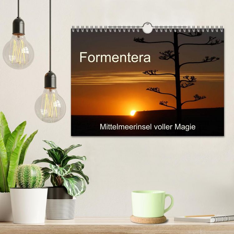 Produktbild: Formentera - Mittelmeerinsel voller Magie (Wandkalender 2026 DIN A4 quer), CALVENDO Monatskalender