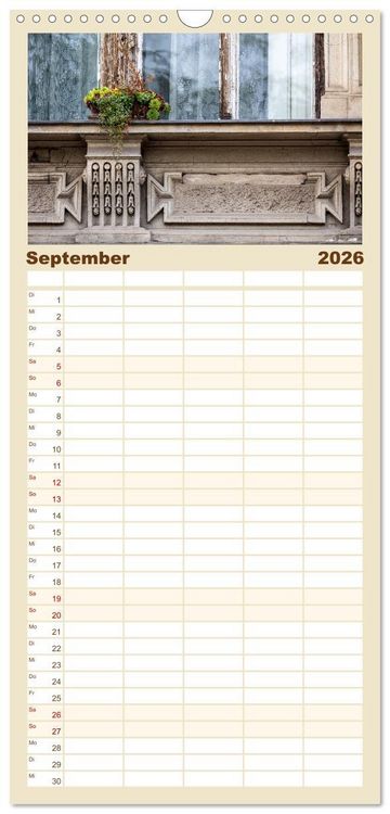 Produktbild: Familienplaner 2026 - KAISERLICHES BUDAPEST mit 5 Spalten (Wandkalender, 21 x 45 cm) CALVENDO