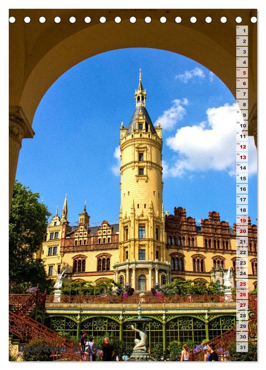 Produktbild: Schweriner Schloss - Impressionen aus Mecklenburg-Vorpommern (Tischkalender 2026 DIN A5 hoch), CALVENDO Monatskalender