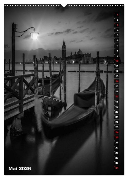 Produktbild: STADTBILDER Monochrome Momente (hochwertiger Premium Wandkalender 2026 DIN A2 hoch), Kunstdruck in Hochglanz
