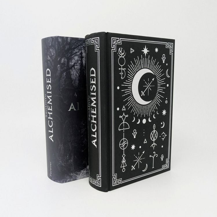 Produktbild: Alchemised English Edition