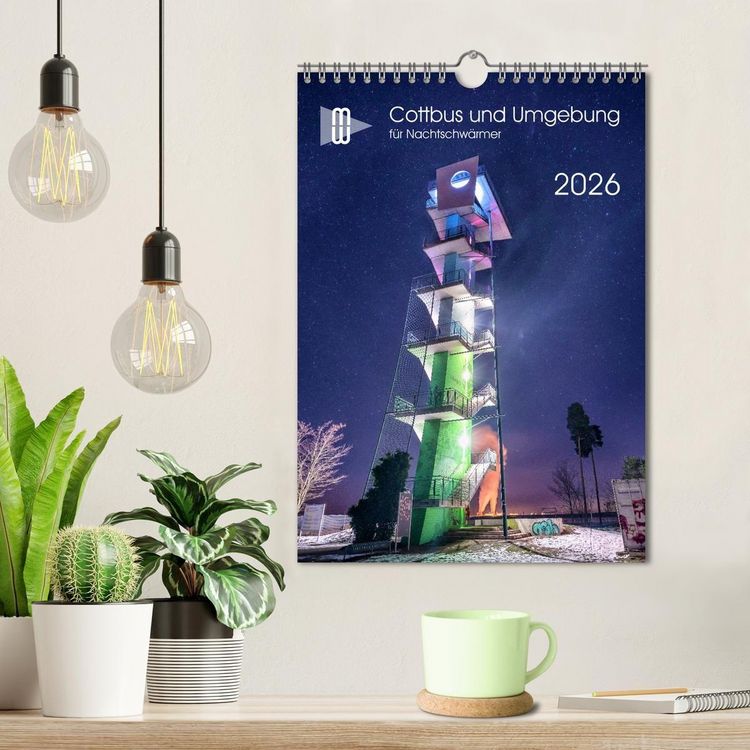 Produktbild: Cottbus und Umgebung f&uuml;r Nachtschw&auml;rmer (Wandkalender 2026 DIN A4 hoch), CALVENDO Monatskalender