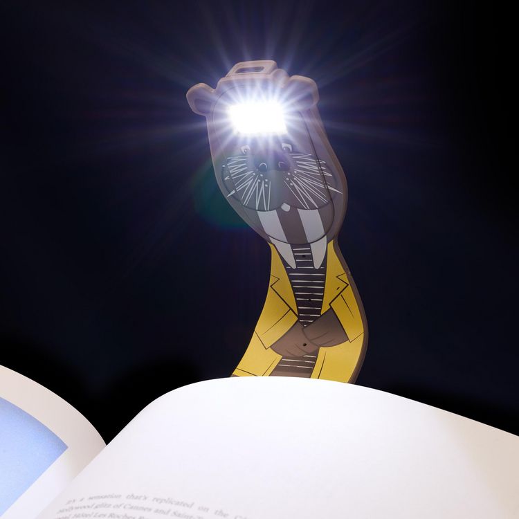 Produktbild: Flexilight Pals RC (Walross) - wiederaufladbares Leselicht - 2 in 1 Leselampe & Lesezeichen - LED Leselicht - Geschenk für Leser, Buchliebhaber - Deut