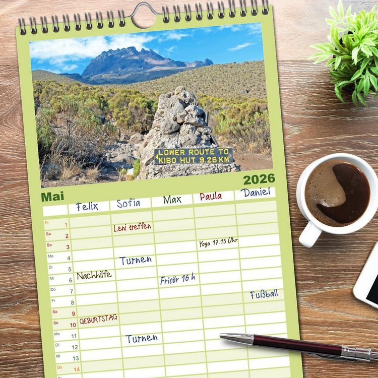 Produktbild: Familienplaner 2026 - Entdeckungen am Kilimandscharo mit 5 Spalten (Wandkalender, 21 x 45 cm) CALVENDO