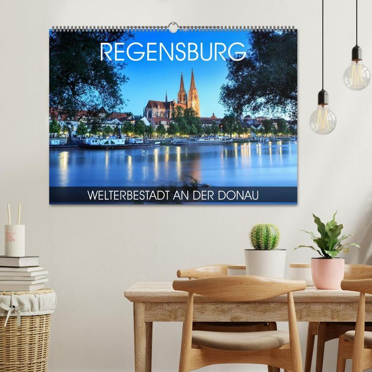 Produktbild: Regensburg - Welterbestadt an der Donau (Wandkalender 2026 DIN A2 quer), CALVENDO Monatskalender