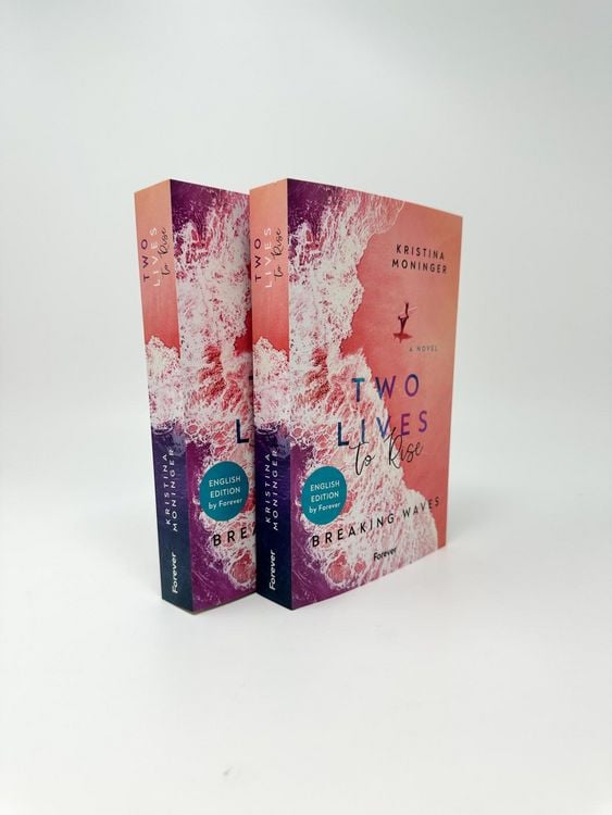 Produktbild: Two Lives to Rise: English Edition