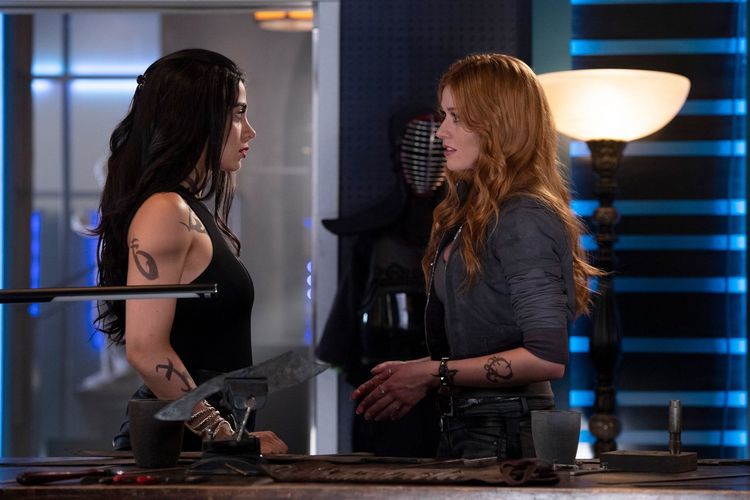 Produktbild: Shadowhunters - Chroniken der Unterwelt - Staffel 3.2 [3 DVDs]