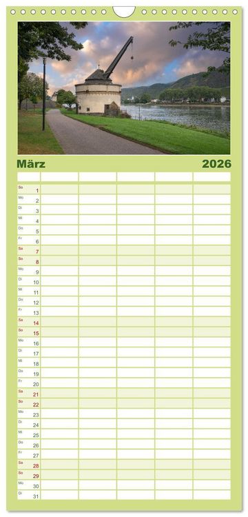 Produktbild: Familienplaner 2026 - Unterwegs - Rhein-Burgen-Weg mit 5 Spalten (Wandkalender, 21 x 45 cm) CALVENDO