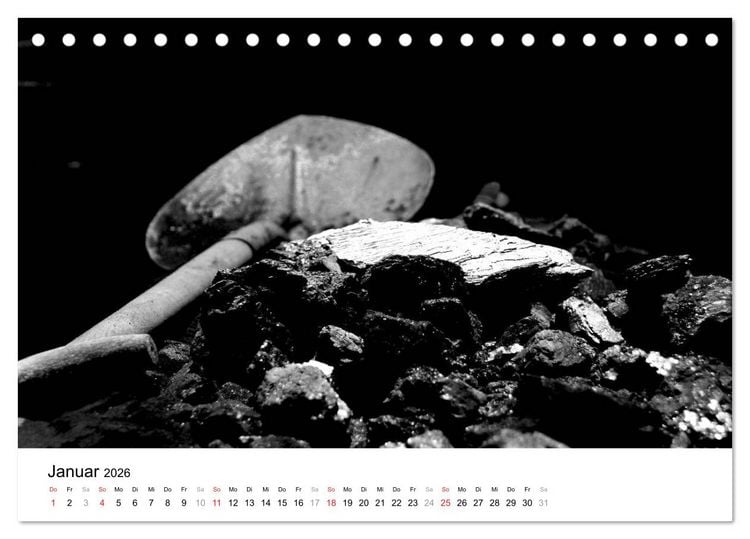 Produktbild: Helden der Arbeit - Alte Arbeitsmittel des Ruhrgebiets (Tischkalender 2026 DIN A5 quer), CALVENDO Monatskalender