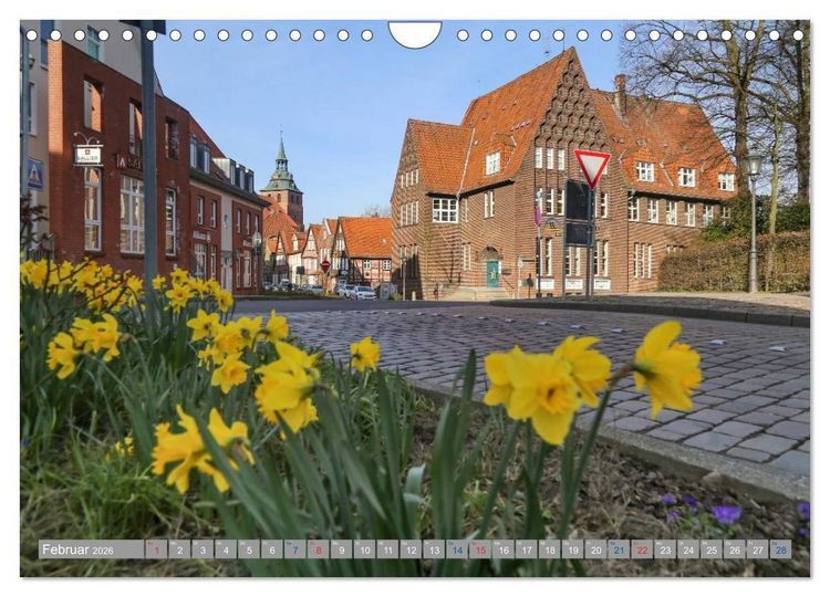 Produktbild: L&uuml;neburg - Eine mittelalterliche und romantische Hansestadt (Wandkalender 2026 DIN A4 quer), CALVENDO Monatskalender