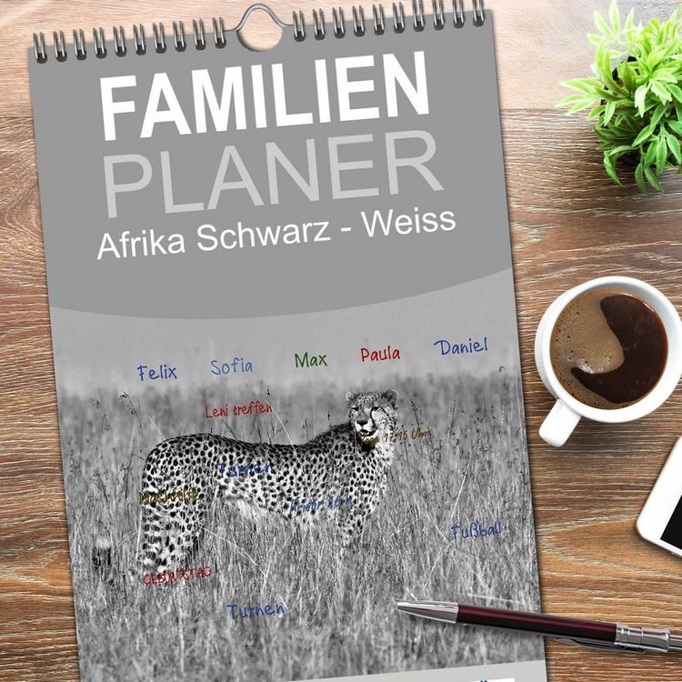 Produktbild: Familienplaner 2026 - Afrika Schwarz - Weiss mit 5 Spalten (Wandkalender, 21 x 45 cm) CALVENDO