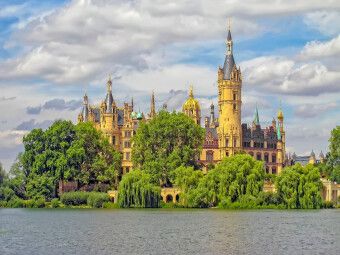Produktbild: CALVENDO Puzzle Mecklenburg-Vorpommern Schwerin Schloss | 1000 Teile Lege-Gr&ouml;&szlig;e 64x48cm Foto-Puzzle f&uuml;r gl&uuml;ckliche Stunden