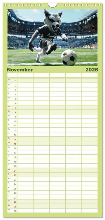 Produktbild: Familienplaner 2026 - Der tierisch lustige Fu&szlig;ballkalender mit 5 Spalten (Wandkalender, 21 x 45 cm) CALVENDO