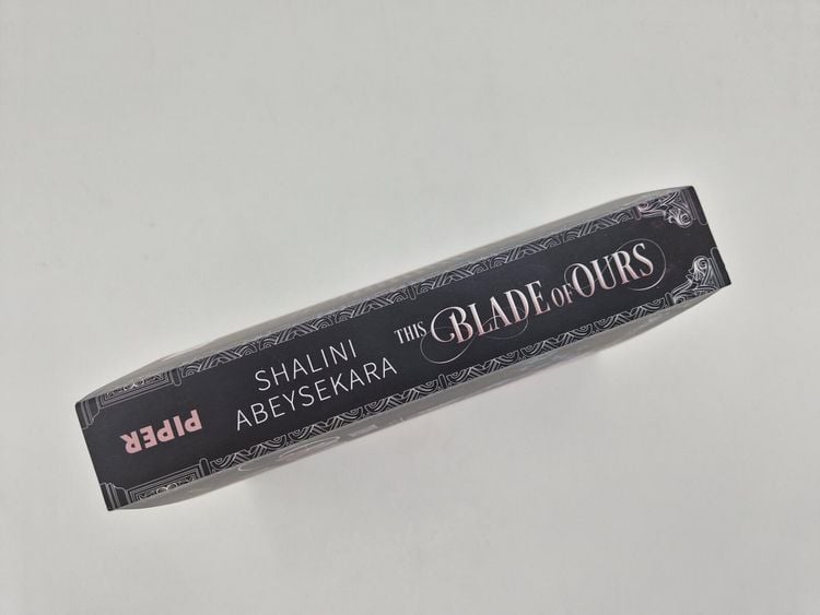 Produktbild: This Blade of Ours
