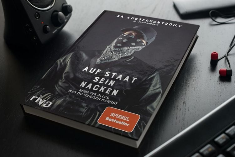 Produktbild: Auf Staat sein Nacken