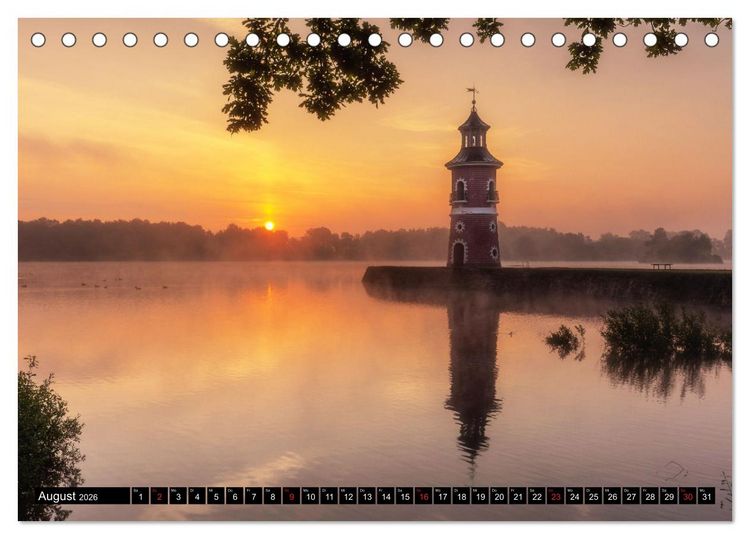 Produktbild: Leuchtt&uuml;rme - an Europas K&uuml;sten (Tischkalender 2026 DIN A5 quer), CALVENDO Monatskalender