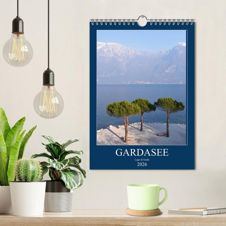 Produktbild: Eine zauberhafte Reise um den Gardasee (Wandkalender 2026 DIN A4 hoch), CALVENDO Monatskalender