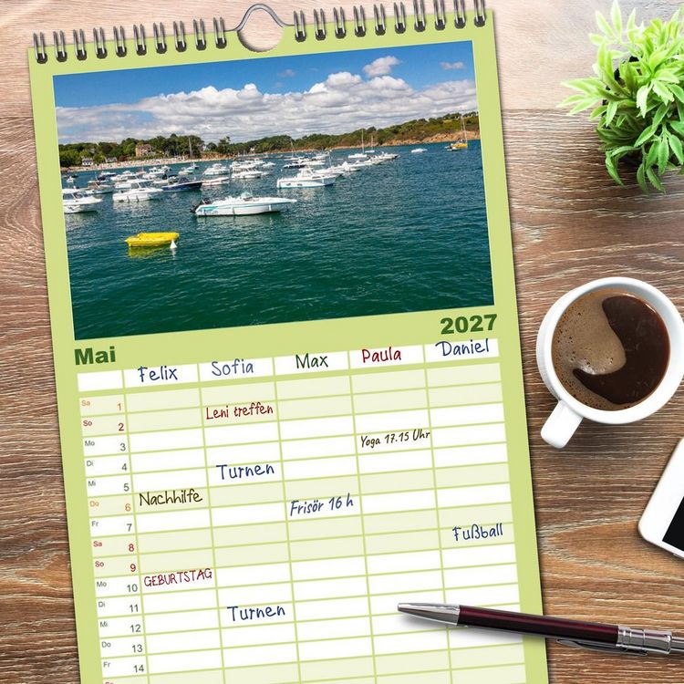 Produktbild: Familienplaner 2027 - Cornouaille - Ein Ausflug in den S&uuml;dwesten der Bretagne mit 5 Spalten (Wandkalender, 21 x 45 cm) CALVENDO