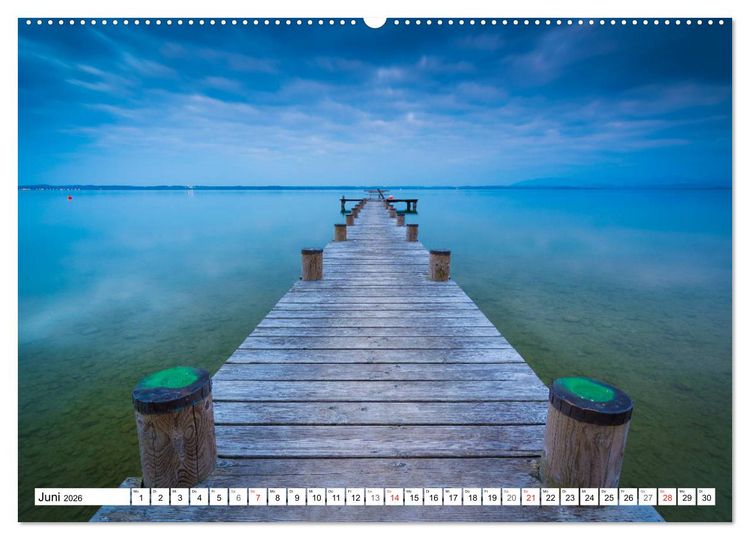 Produktbild: Der Chiemsee - Ansichten zum Tr&auml;umen (Wandkalender 2026 DIN A2 quer), CALVENDO Monatskalender