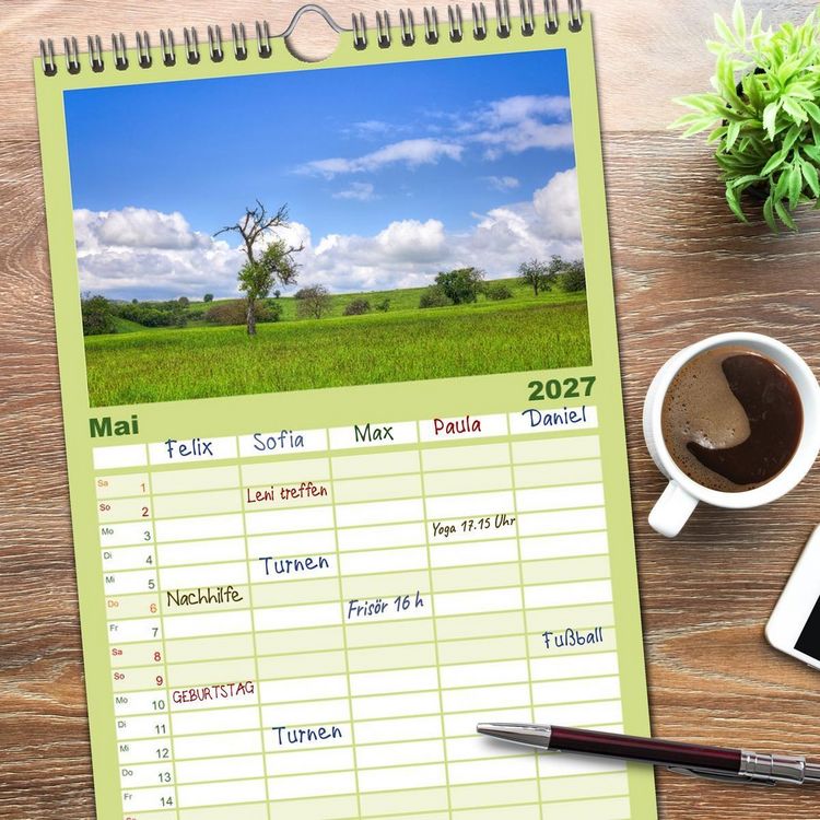 Produktbild: Familienplaner 2027 - Farbenfrohe Heimat mit 5 Spalten (Wandkalender, 21 x 45 cm) CALVENDO