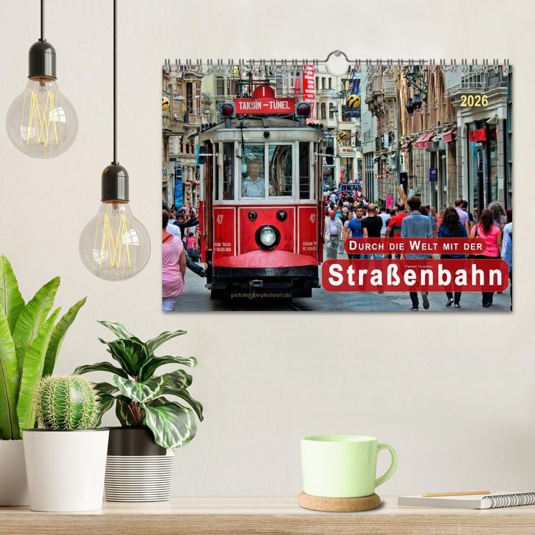 Produktbild: Durch die Welt mit der Stra&szlig;enbahn (Wandkalender 2026 DIN A4 quer), CALVENDO Monatskalender
