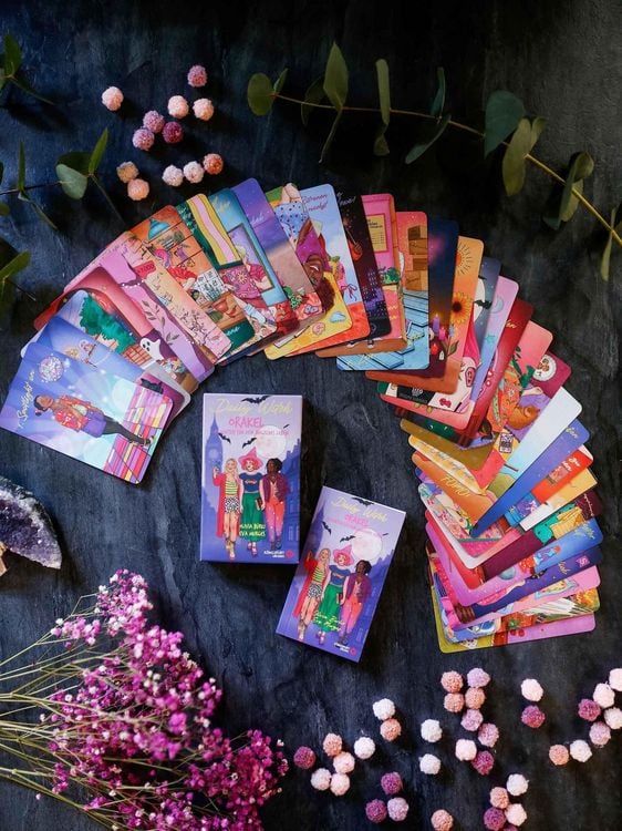 Produktbild: Daily Witch Orakel - 32 Orakelkarten & 48-seitiges Booklet - Hexenstarter-Set (DE)