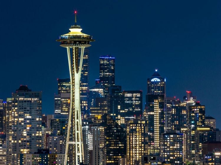 Produktbild: CALVENDO Puzzle Atemberaubende Skyline von Seattle zur blauen Stunde | 2000 Teile Lege-Gr&ouml;&szlig;e 90x67cm Foto-Puzzle f&uuml;r gl&uuml;ckliche Stunden
