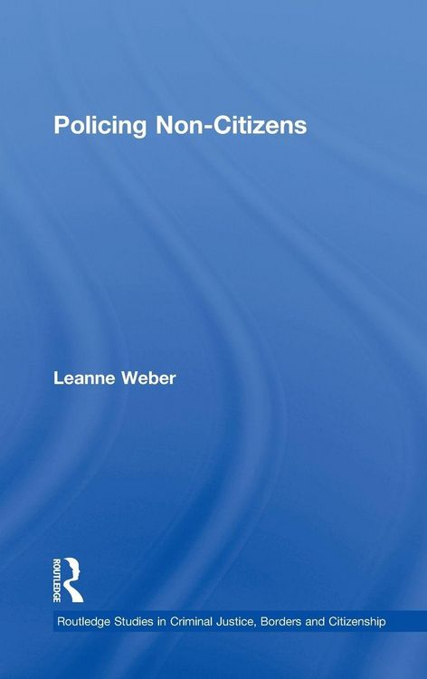 Produktbild: Policing Non-Citizens