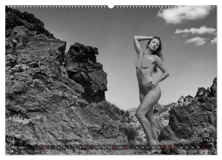 Produktbild: Girls and Nature (hochwertiger Premium Wandkalender 2026 DIN A2 quer), Kunstdruck in Hochglanz