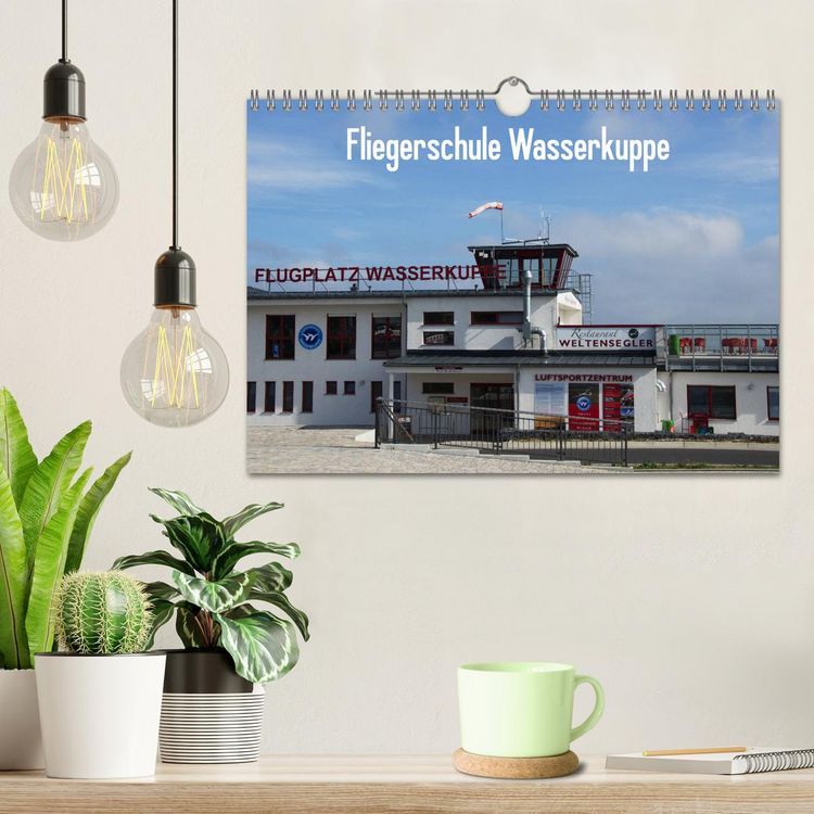 Produktbild: Fliegerschule Wasserkuppe (Wandkalender 2026 DIN A4 quer), CALVENDO Monatskalender