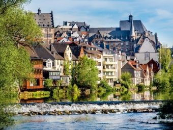 Produktbild: CALVENDO Puzzle Marburg an der Lahn, Blick vom Hirsefeldsteg | 1000 Teile Lege-Gr&ouml;&szlig;e 64x48cm Foto-Puzzle f&uuml;r gl&uuml;ckliche Stunden