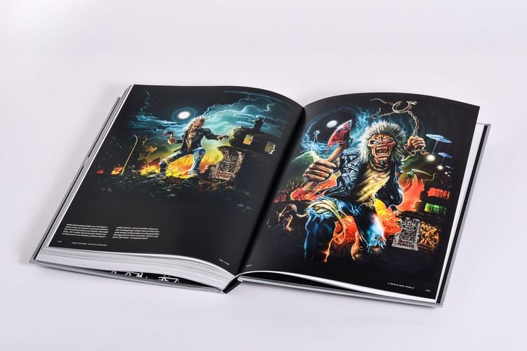 Produktbild: Iron Maiden. Infinite Dreams