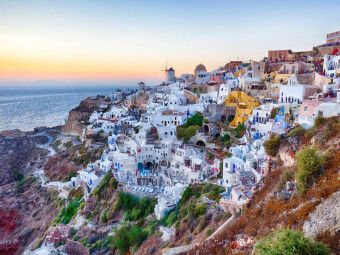 Produktbild: CALVENDO Puzzle Oia - Santorini | 1000 Teile Lege-Gr&ouml;&szlig;e 64x48cm Foto-Puzzle f&uuml;r gl&uuml;ckliche Stunden