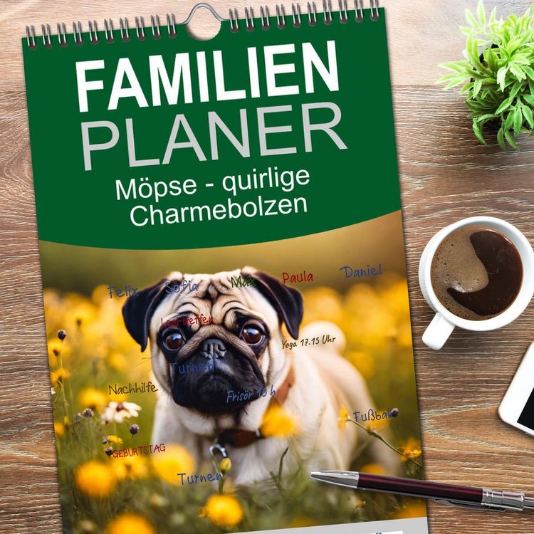 Produktbild: Familienplaner 2026 - M&ouml;pse - quirlige Charmebolzen mit 5 Spalten (Wandkalender, 21 x 45 cm) CALVENDO
