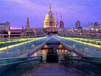 Produktbild: CALVENDO Puzzle Millenium Bridge | 1000 Teile Lege-Gr&ouml;&szlig;e 64x48cm Foto-Puzzle f&uuml;r gl&uuml;ckliche Stunden