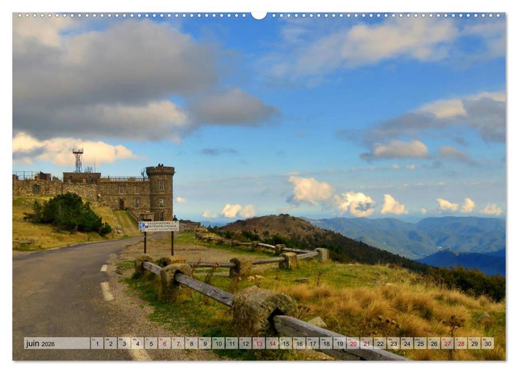 Produktbild: Les C&eacute;vennes typiques (Calendrier mural 2026 DIN A2 vertical) calendrier de bureau