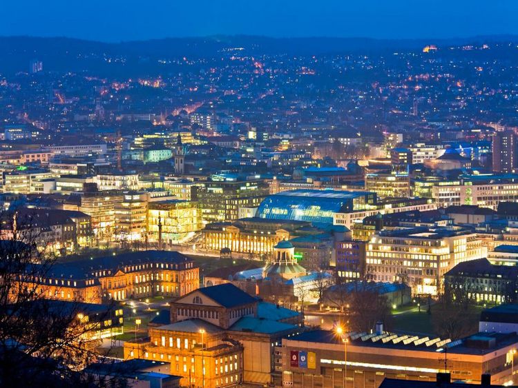 Produktbild: CALVENDO Puzzle Blick auf die Innenstadt von Stuttgart bei Nacht | 1000 Teile Lege-Gr&ouml;&szlig;e 64x48cm Foto-Puzzle f&uuml;r gl&uuml;ckliche Stunden