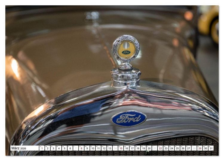 Produktbild: Legend&auml;re K&uuml;hlerfiguren &ndash; Zeitreise in Chrom und Glanz (Tischkalender 2026 DIN A5 quer), CALVENDO Monatskalender