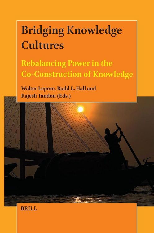 Produktbild: Bridging Knowledge Cultures