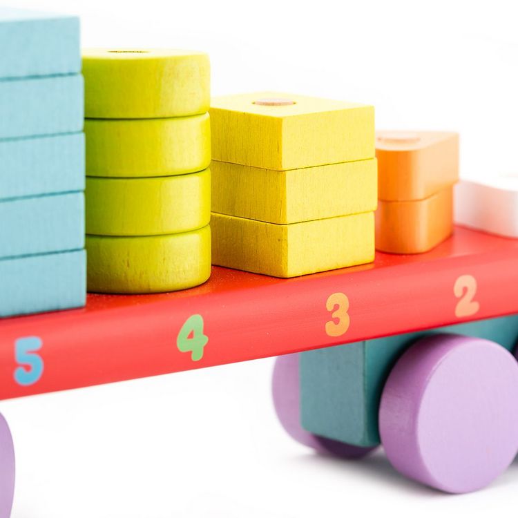 Produktbild: Holzspielzeug LKW mit geometrischen Figuren