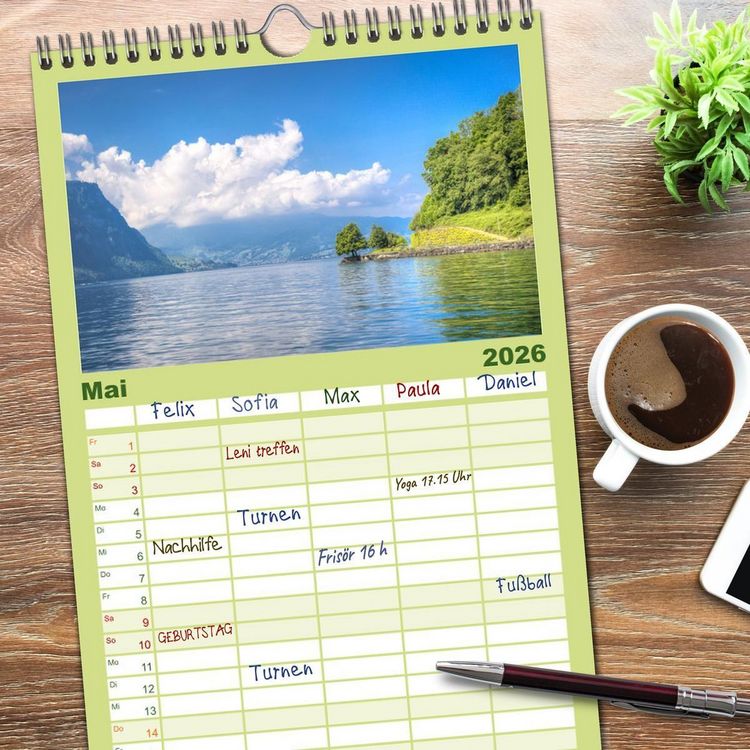 Produktbild: Familienplaner 2026 - Vierwaldst&auml;ttersee mit 5 Spalten (Wandkalender, 21 x 45 cm) CALVENDO