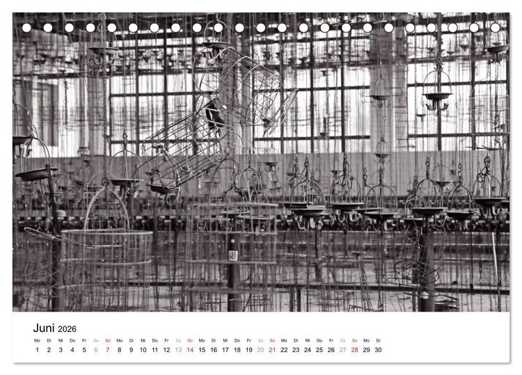 Produktbild: Helden der Arbeit - Alte Arbeitsmittel des Ruhrgebiets (Tischkalender 2026 DIN A5 quer), CALVENDO Monatskalender