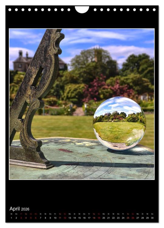 Produktbild: Momente aus Glas &ndash; Glaskugelfotografie (Wandkalender 2026 DIN A4 hoch), CALVENDO Monatskalender